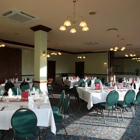 Jembo Park فندق جينا