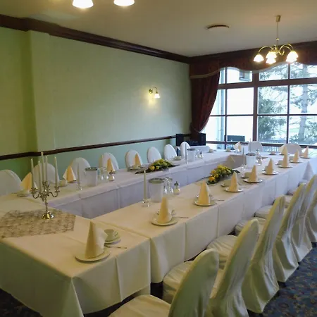 Jembo Park فندق 3*